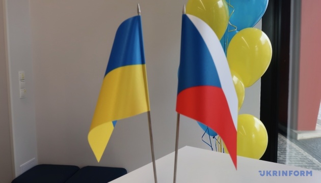 У програмі добровільного повернення з Чехії можуть узяти участь літні та тяжкохворі люди - Клименко