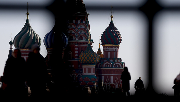 У РФ затримують за корупцію оборонних чиновників, які не мають захисту в Кремлі - розвідка Британії