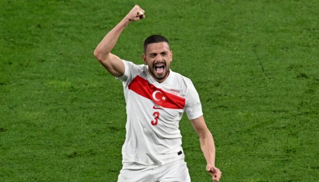 УЄФА дискваліфікувало турецького футболіста через націоналістичний жест