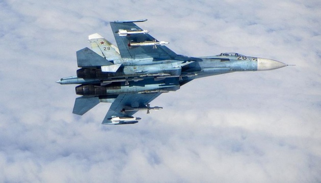 Ворог за добу тричі бив з авіації по Макіївці на Луганщині