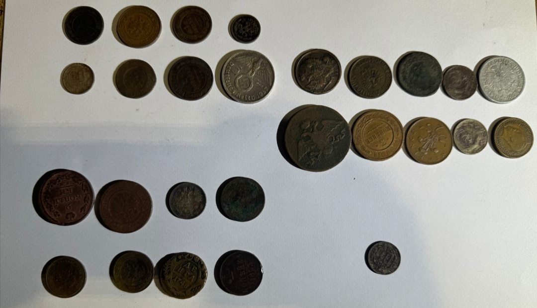 z ukrayini namagalisja vivezti kolekciju starovinnih monet shovanih u ditjachih rechah d18be28
