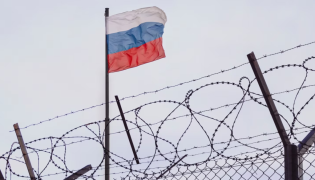 Загарбники агітують українців з ТОТ виїжджати до Росії - Центр нацспротиву