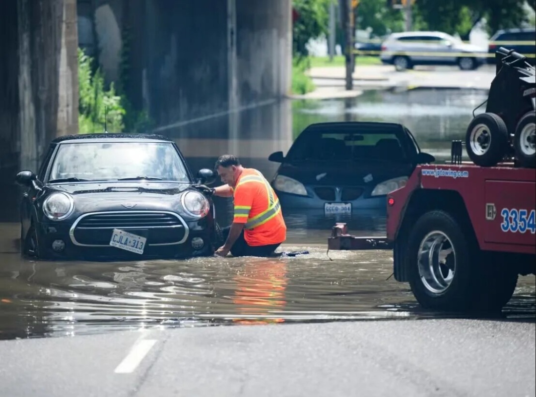 zatopleni dorogi ta znestrumlennja toronto nakrila povin 5b98e1a