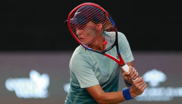 Теніс: Калініна достроково завершила свій сезон
