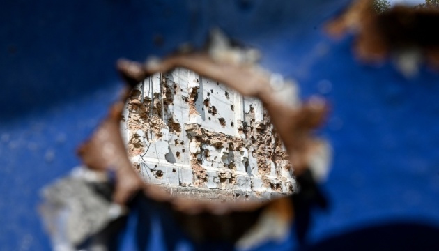 Війська РФ вдарили КАБами по Слатиному на Харківщині, є загиблі та поранені