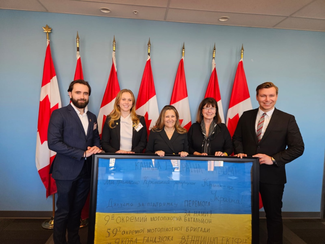 diaspora organizuvala den propaguvannja ukrayini u kanadskomu parlamenti 1098438