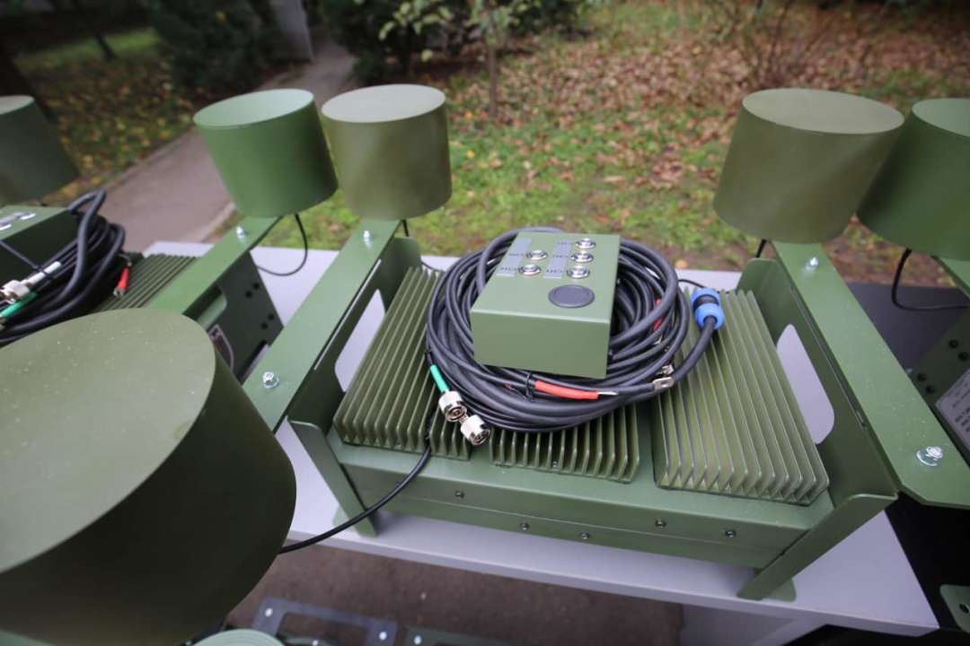 hmelnickij peredav vijskovim shist kompleksiv reb 4970b64