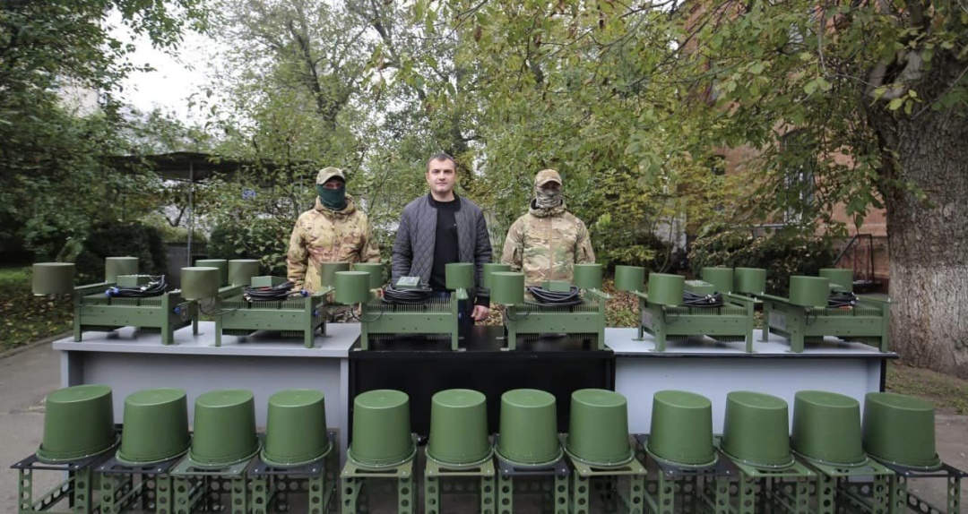 hmelnickij peredav vijskovim shist kompleksiv reb a77311b