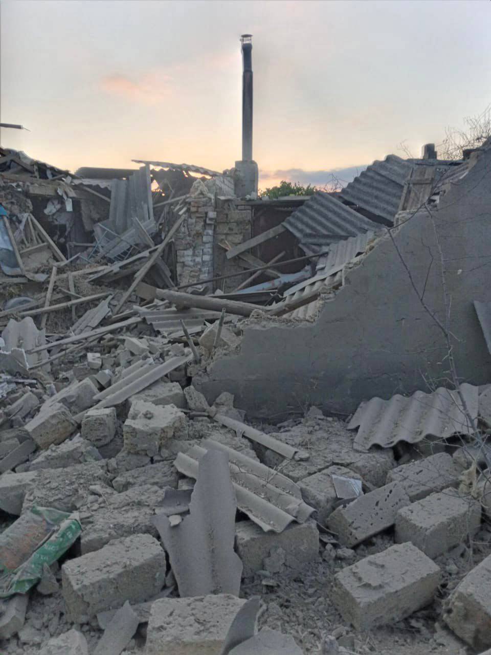 На Херсонщині російський снаряд повністю зруйнував житловий будинок 12 na hersonshhini rosijskij snarjad povnistju zrujnuvav zhitlovij budinok cfb8c11