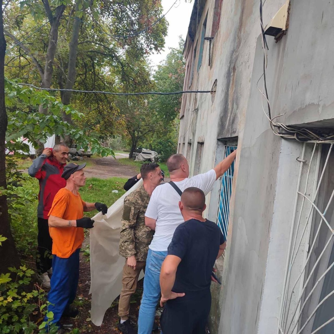 nichna ataka na odesu rosijani poshkodili zhitlovu dvopoverhivku d5a71da