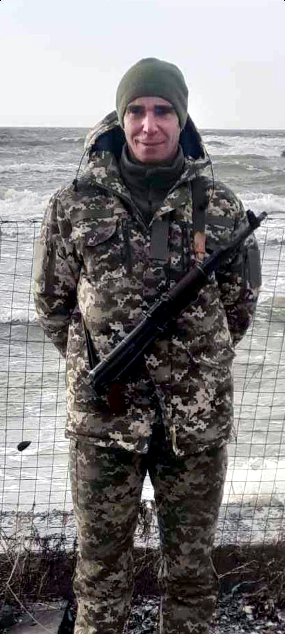 pamjati budivelnika spivrobitnika hersonskogo teatru oleksandra kirichka 5158710