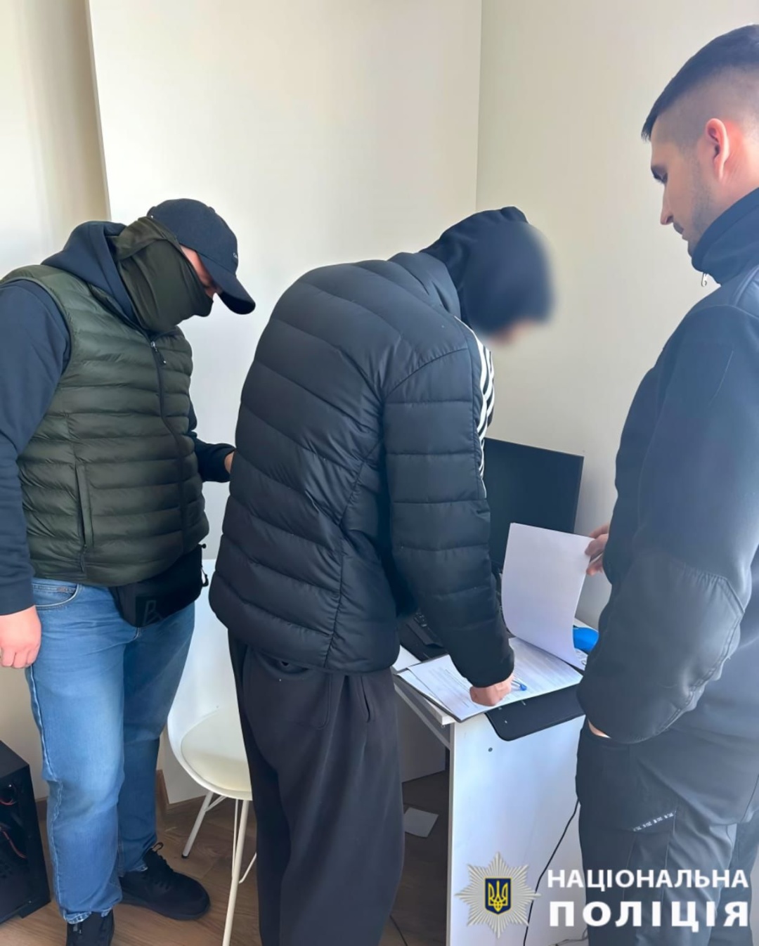 pravoohoronci vikrili shahrayiv jaki pid vigljadom kerivnikiv vca oshukuvali pidpriyemciv a16cddd