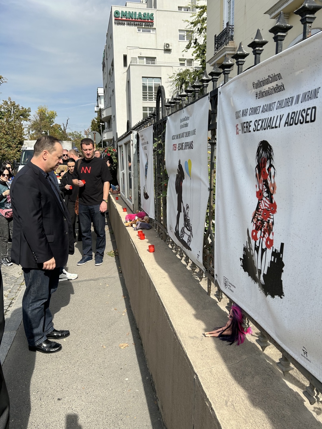 u buharesti proveli hodu na pidtrimku ukrayinskih vijskovopolonenih 49ca4e6