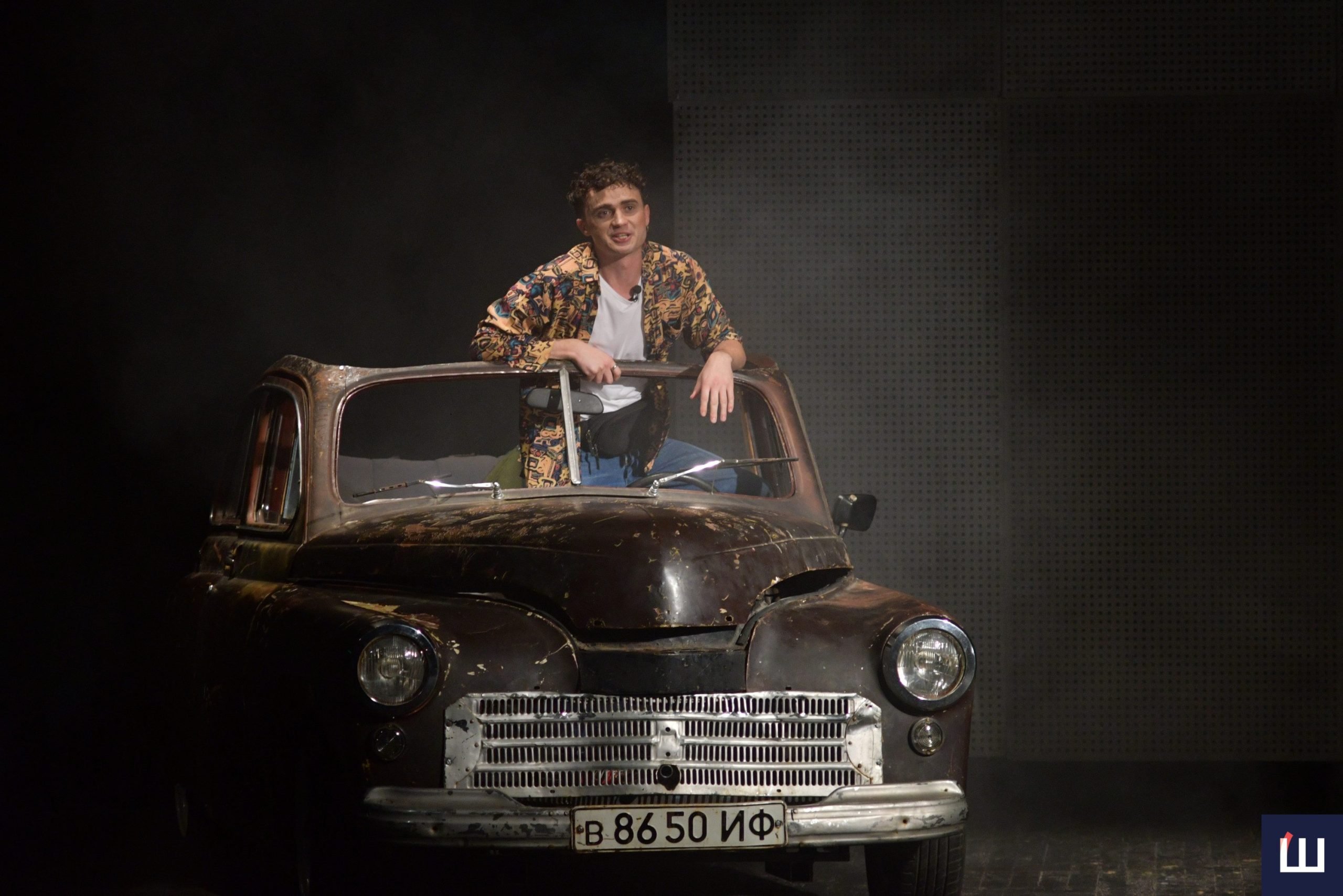 u chernivcjah rozpochavsja festival komediyi zoloti opleski foto 839323a