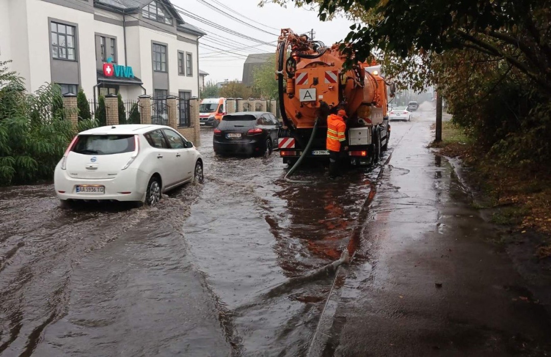 u kiyevi likviduvali pidtoplennja u troh rajonah 8a0b834