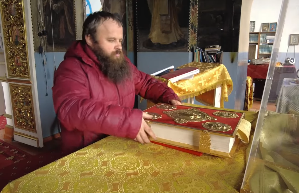 u kurskij oblasti majno pjati hramiv peredali na zberigannja miscevim religijnim gromadam e023830