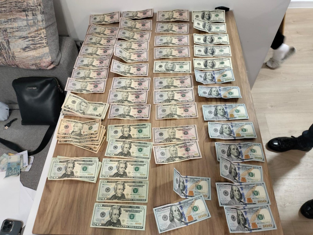 u lvovi zatrimali falshivomonetnikiv pidrobleni dolari zbuvali cherez punkti obminu 9e95c91