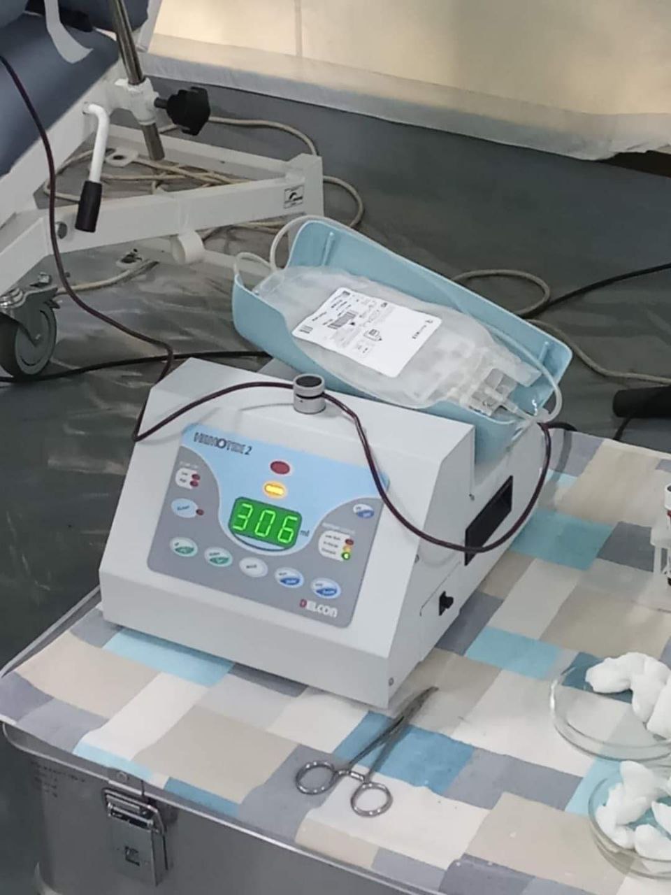 u rivnomu centr sluzhbi krovi vpershe provodiv zabir u napivpolovih umovah f110050