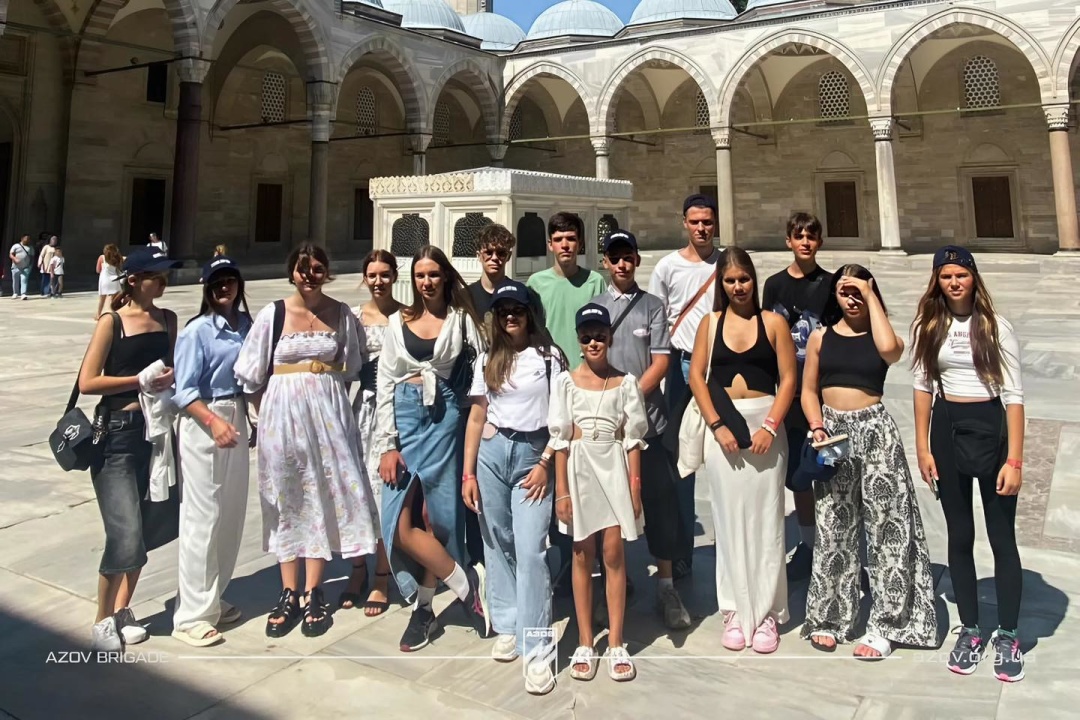 u stambuli proveli vidpochinok diti voyiniv 12 yi brigadi azov e06ae72