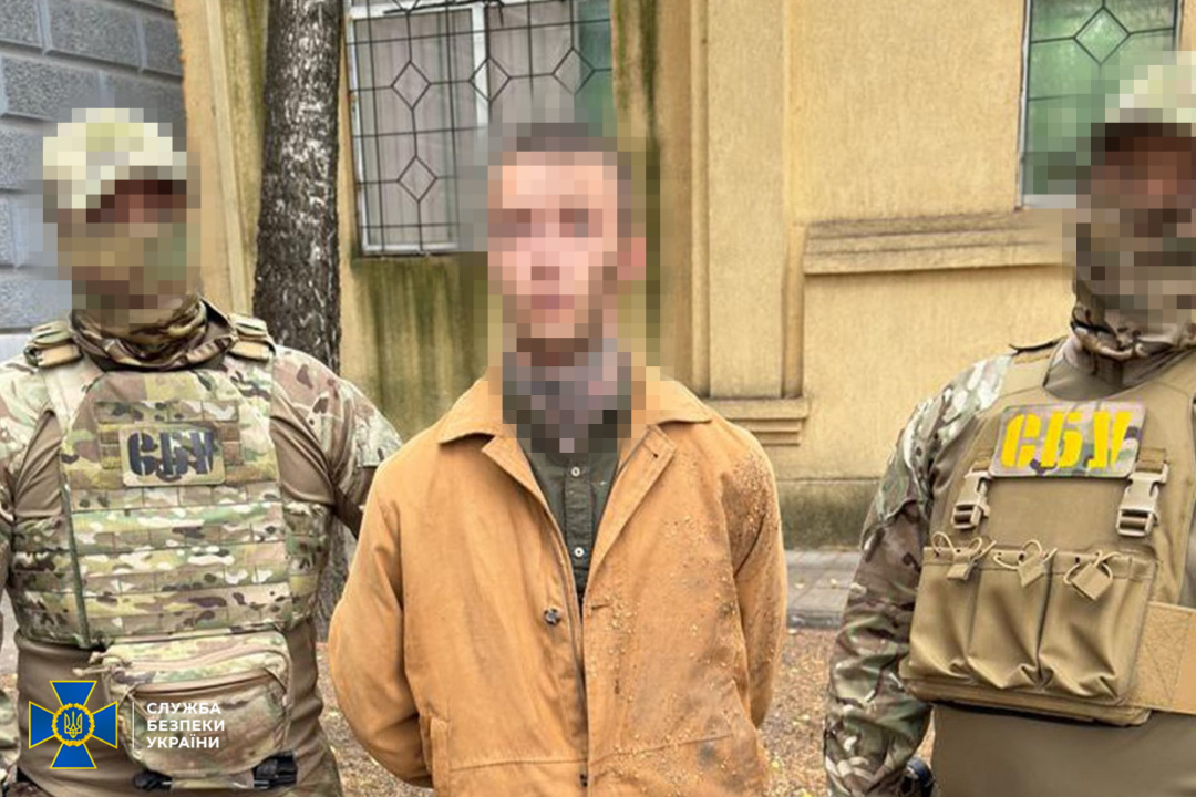 u sumah zatrimali agenta fsb jakij gotuvav udari po silah oboroni poblizu rajonu kurskoyi operaciyi c057371