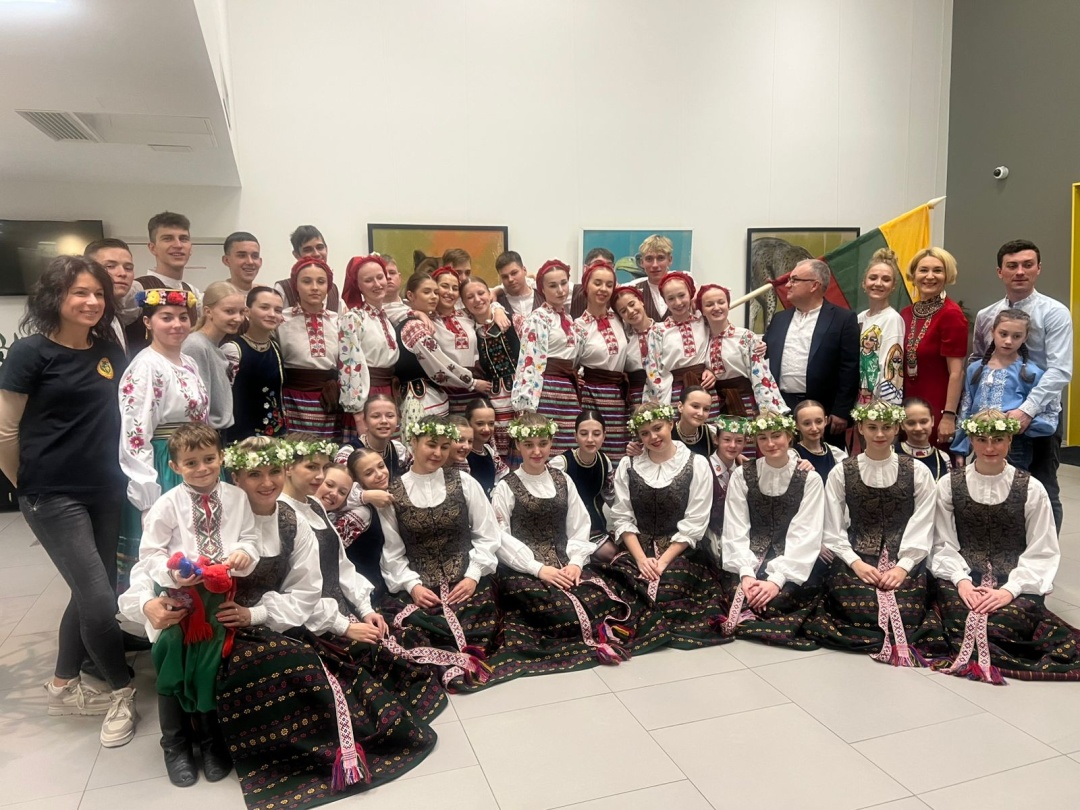 u tallinni ukrayinska gromada provela mizhnarodnij festival tvorchosti pivnichna zirka 2023 8d94c54