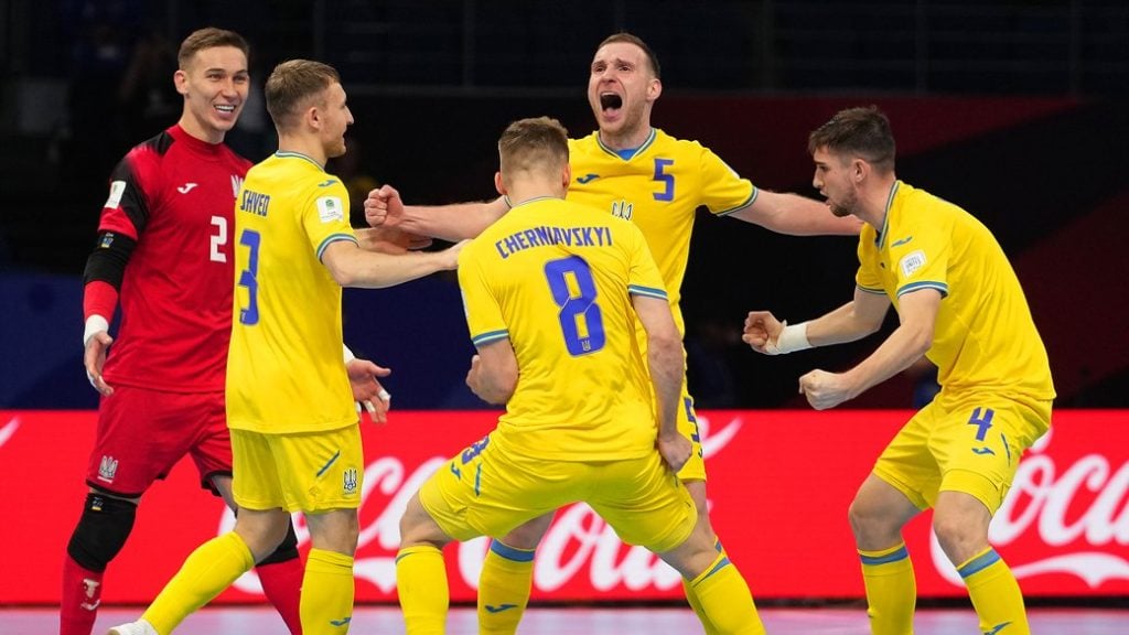 Україна вперше в історії виборола бронзову медаль на чемпіонаті світу з футзалу 11 На фото збірна