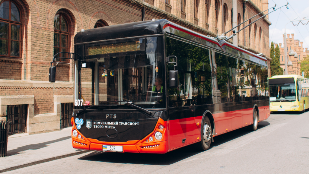 chernivci dosi ne otrimali trolejbusi za kredit vid yevropejskogo banku shho vidomo 1966074