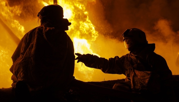 На Дніпропетровщині внаслідок атаки дронів виникли пожежі на двох підприємствах