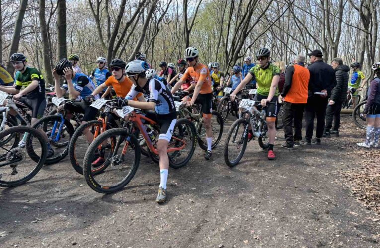 Чернівецькі спортсмени тріумфували на чемпіонаті України з велосипедного спорту