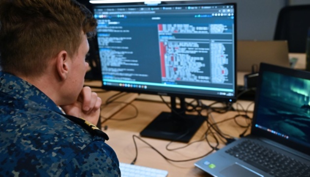 Нідерланди залучать цивільних фахівців, щоб зміцнити кібербезпеку
