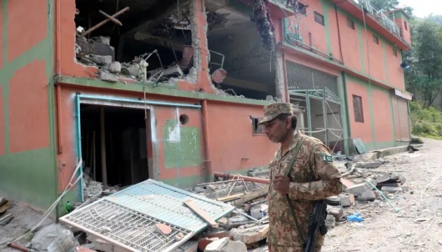 Індія звинуватила Пакистан в атаці на військові об’єкти, Ісламабад заперечує