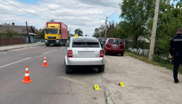На Рівненщині водій-порушник наїхав автівкою на поліцейського