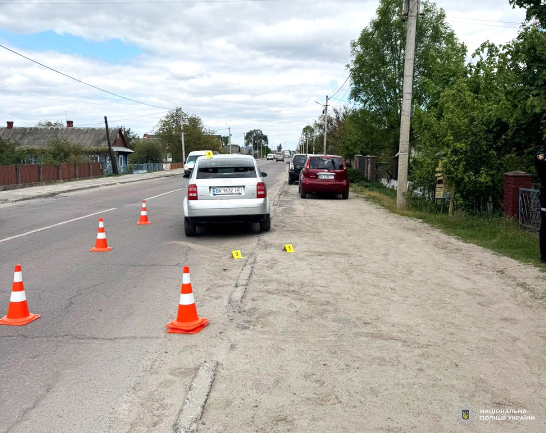 na rivnenshhini vodij porushnik nayihav avtivkoju na policejskogo eeaafde