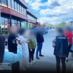 pracivnicju cherniveckogo medzakladu pidozrjujut v uchasti v shemi uhilennja vid mobilizaciyi 2333eb2