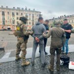 pravoohoroncja z chernivciv zatrimali za perepravlennja vijskovozobovjazanih do polshhi 6293070