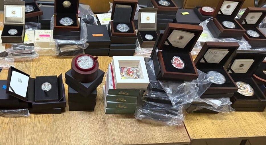 prikordonniki zavadili sprobi vivezennja z ukrayini starodruku ta majzhe sotni monet 1c3ed2b