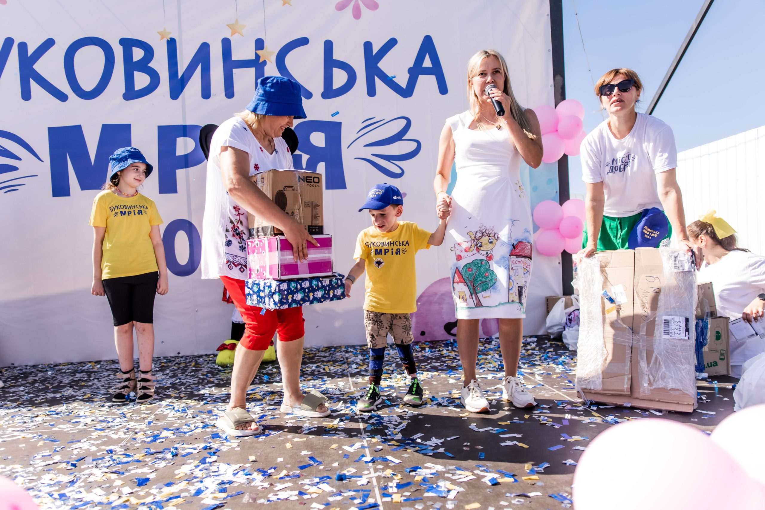 u chernivcjah provedut shhorichnij blagodijnij festival bukovinska mrija acec5eb