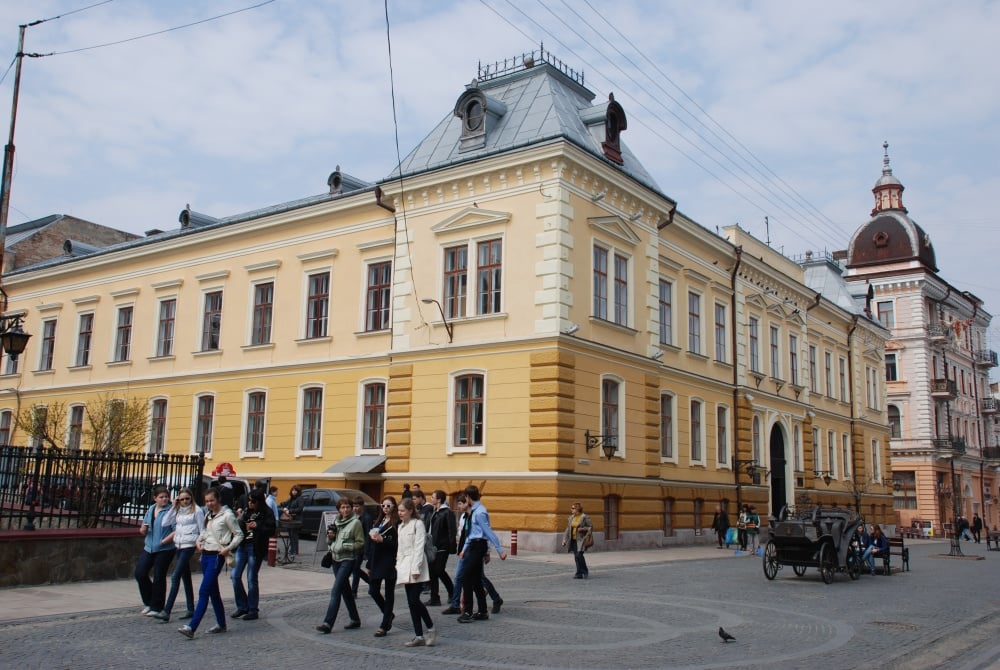 u cherniveckomu krayeznavchomu muzeyi vidbudetsja vistavka prisvjachena pobutu avstrijskoyi dobi 0cd811d