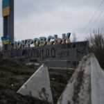 u pokrovsku na donechchini zalishajutsja 1912 civilnih 4856d3d