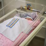 v urjadi proponujut platiti 50 tisjach griven usim porodilljam zaprovaditi yejasla ta paket shkoljara 30eceeb