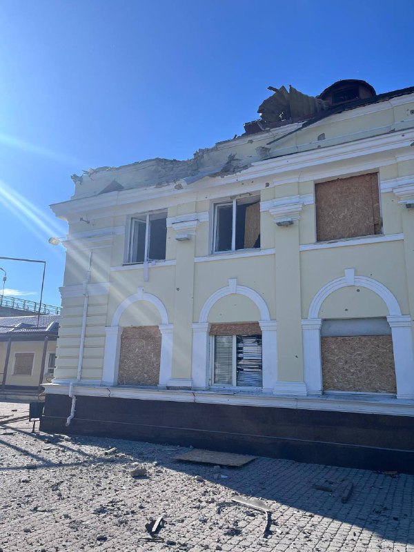 vijska rf z artileriyi vdarili po zaliznichnomu vokzalu v hersoni eecc731