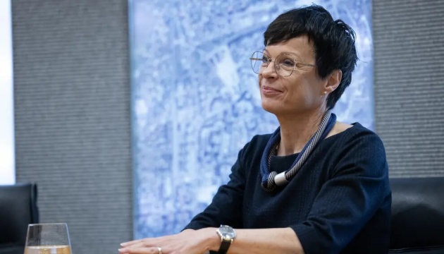 ЄС може відкрити всі кластери у переговорах з Україною до осені - єврокомісарка Кос