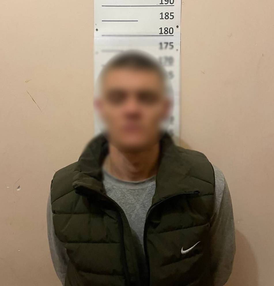 z chuzhogo telefona pererahuvav sobi ₴30 tisjach u kiyevi choloviku povidomili pro pidozru 7a2fc8f