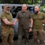 Волонтери штабу «Українська команда» передали військовим автомобіль