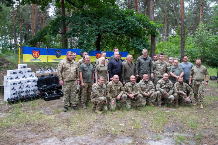 2400 дронів та 5 вантажівок Віталій Кличко передав на фронт 11 1749731828 photo 2025 06 12 15.35.43
