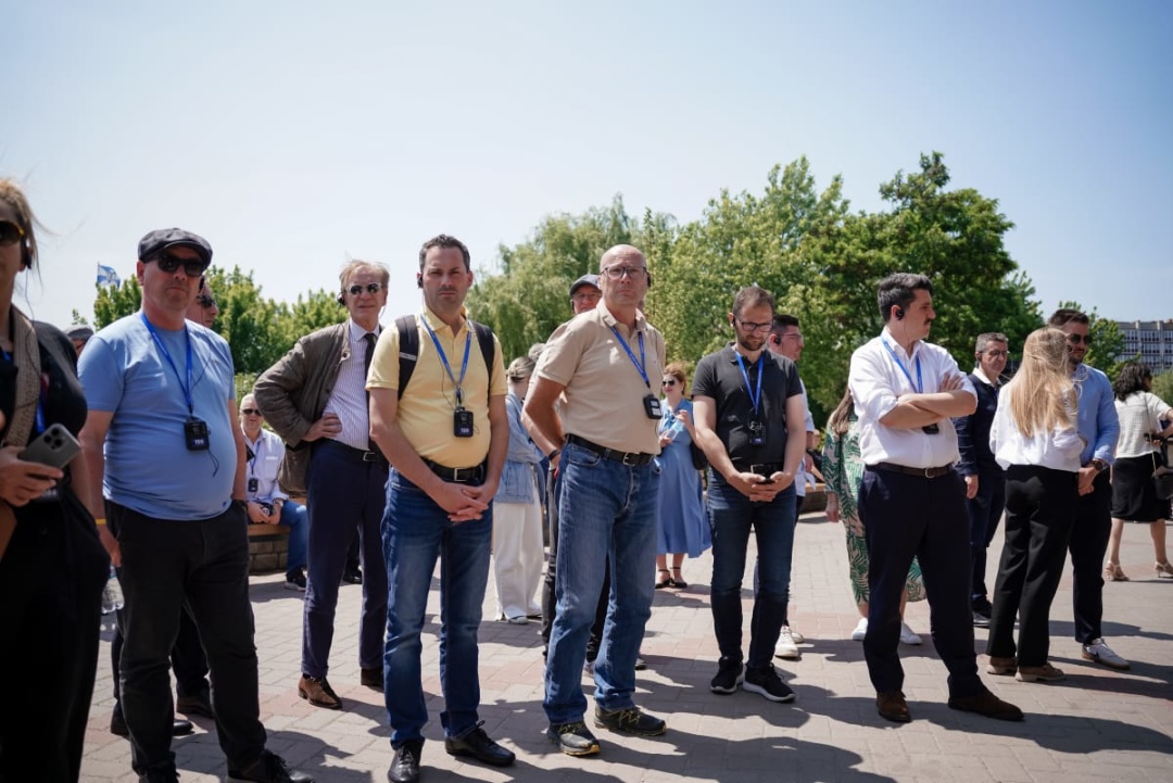 inozemnim delegacijam pokazali jak prohodit vidnovlennja borodjanki 5ecad09