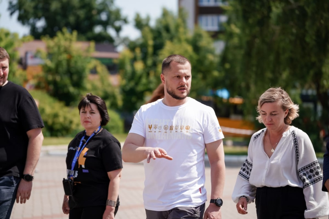 inozemnim delegacijam pokazali jak prohodit vidnovlennja borodjanki c099275
