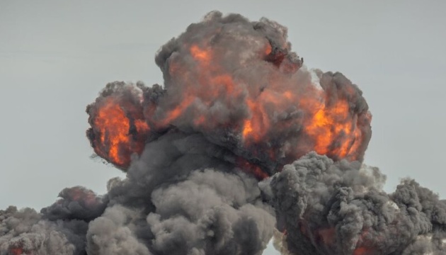 Ізраїльські винищувачі завдали удару по десятках об'єктів у Ірані