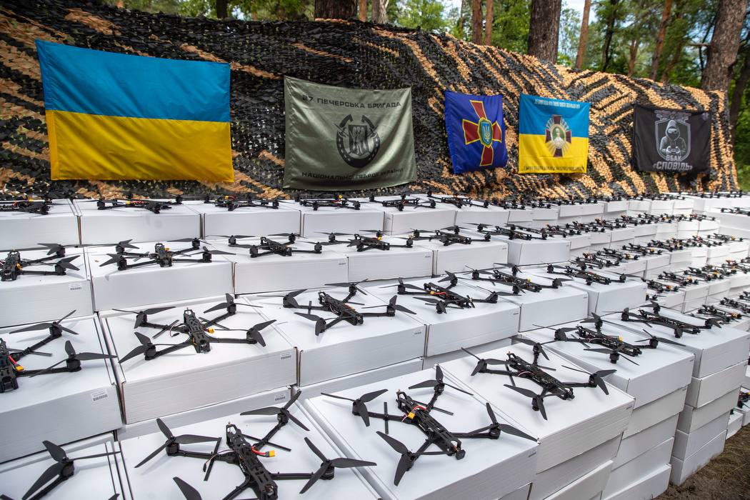 kiyiv peredav dvom brigadam nacgvardiyi 1700 fpv droniv 31a5e7f