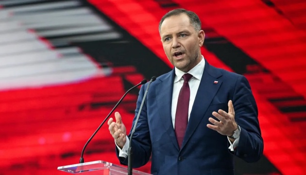 На виборах у Польщі перемагає консерватор Навроцький